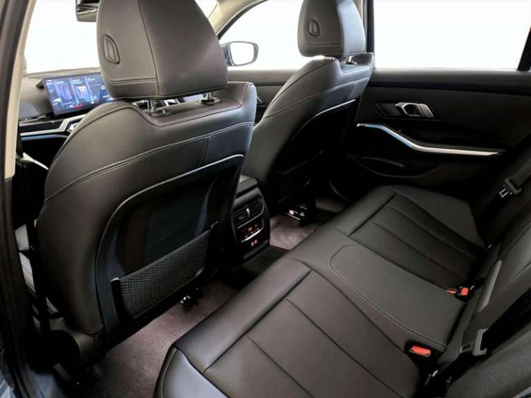 2022 BMW 3 Series 2.0 330e 12kWh Sport Touring 5dr Petrol Plug-in Hybrid Auto Euro 6 (s/s) (2 Est...