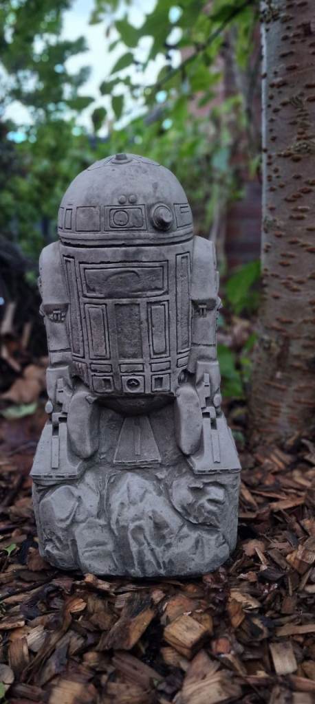 R2-D2 Star Wars stone statue,garden ornament
