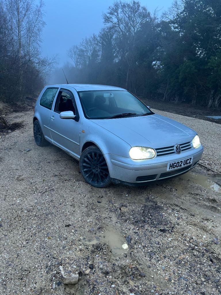 Volkswagen, GOLF 2.0 GTI, Hatchback, 2002, Manual, 1984 (cc), 3 doors