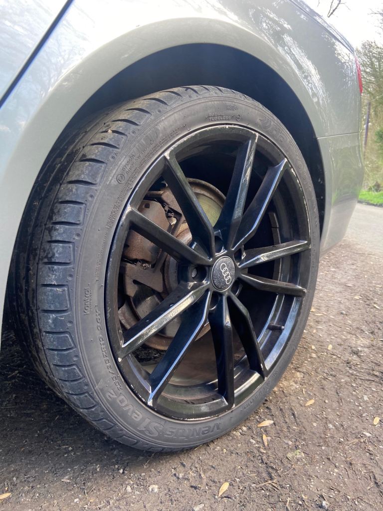 Audi Genuine 19” Black Multi-Spoke Alloy Wheels & Tyres – Set of 4 – Excellent Condition
