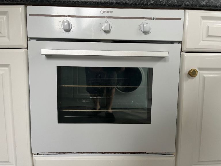 Indesit Single Integrated Oven (White)