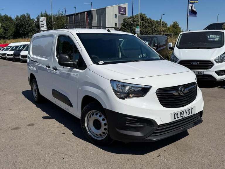 Vauxhall Combo 1.5 Turbo D 2300 Edition Panel Van 6dr Diesel Manual L2 H1 Euro 6 (s/s) (10 Panel ...