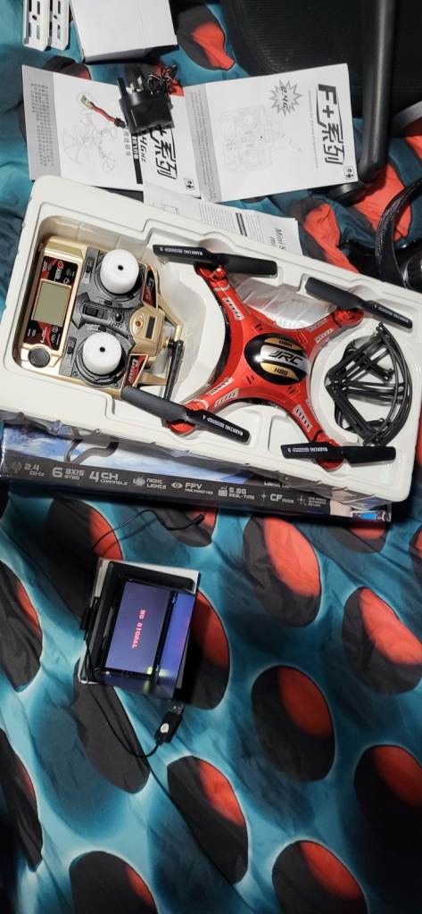 JJRC H8D Drone with remote and screen NEEDS NEW BATT ONLY