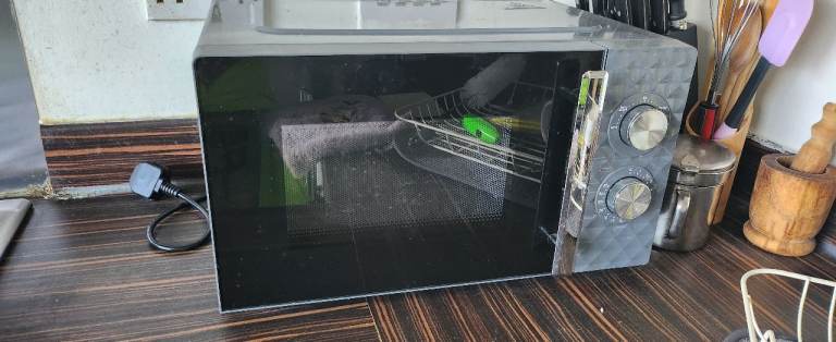 Microwave like new
