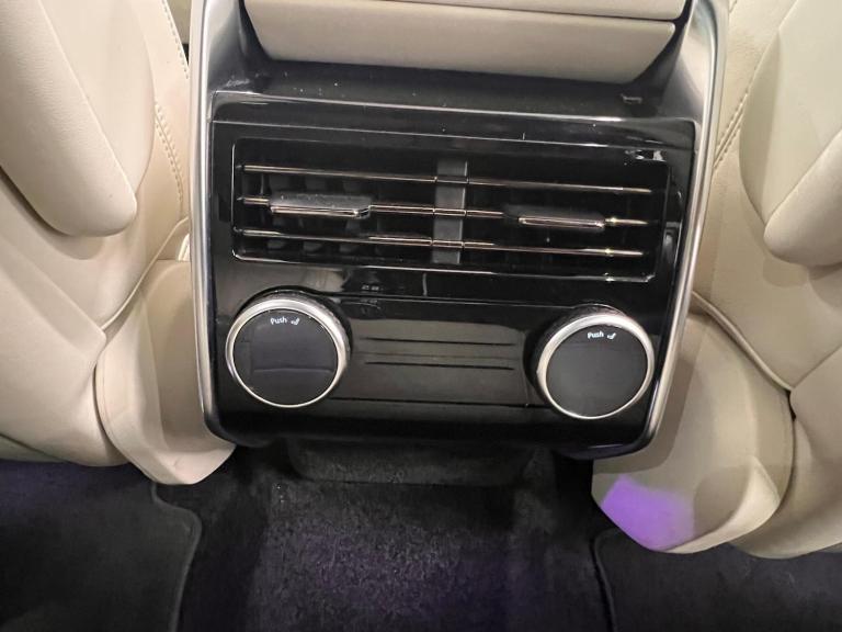 2022 Land Rover Range Rover 3.0 P400 MHEV HSE Auto 4WD Euro 6 (s/s) 5dr ESTATE Petrol Automatic