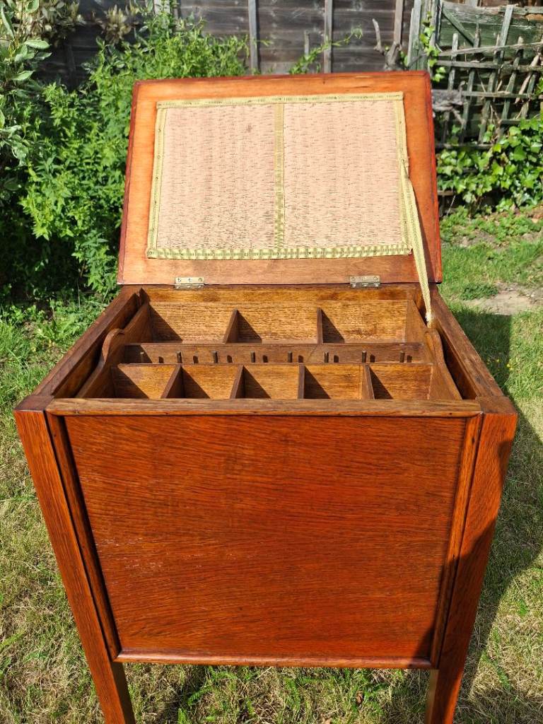 Sewing box