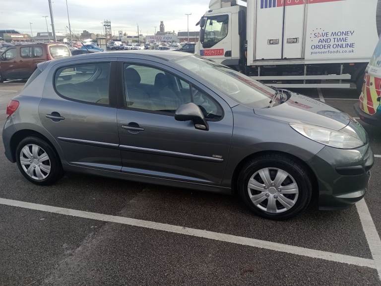 Peugeot, 207, Hatchback, 2010, Manual, 1560 (cc), 5 doors
