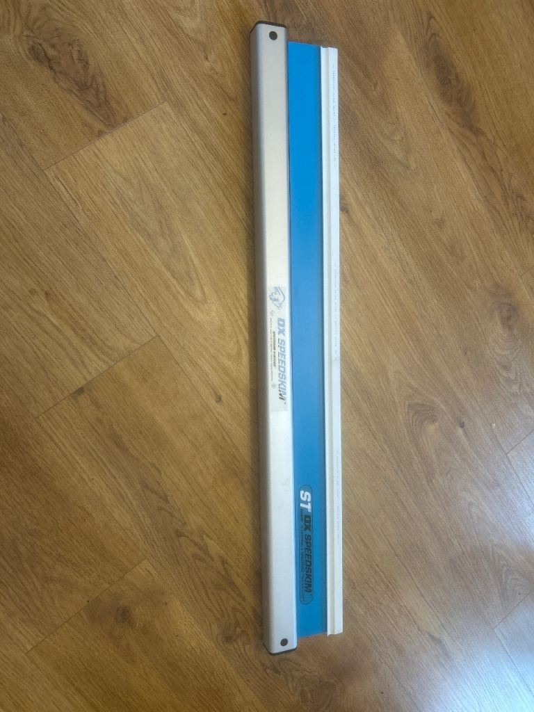 Speedskim plastering and rendering tool