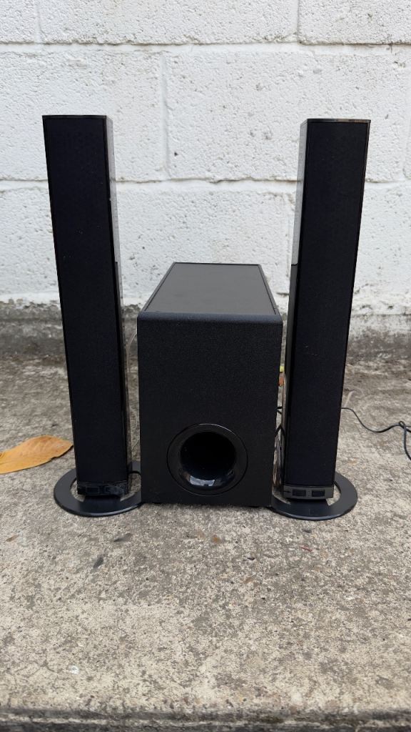 Black Speaker System with Subwoofer – Good Condition