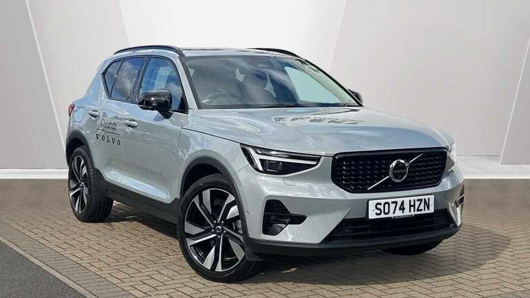 2025 Volvo XC40 2.0 B3P Ultra Dark 5dr Auto ESTATE PETROL Automatic