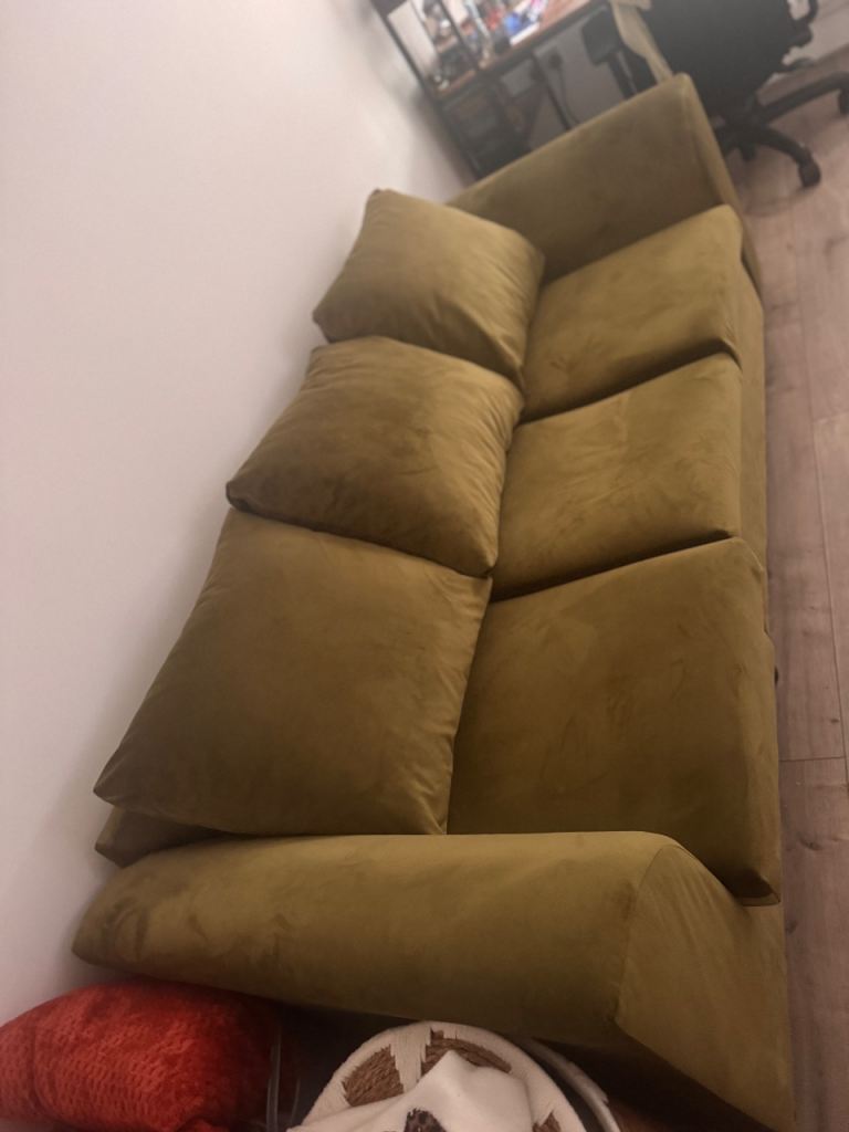 Sofa/ couch