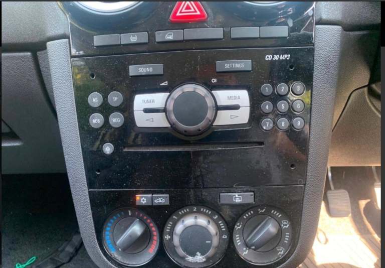 VAUXHALL CORSA 1.3 CDTi 16v Sportive White Manual Diesel 2014