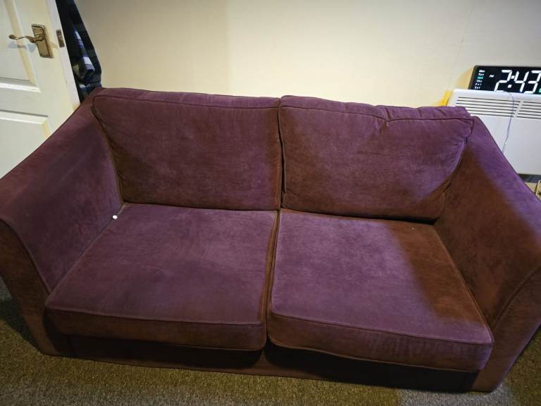 Sofas, 1 double seater, and one seater, great condition 125£ with free delivery in Nottingham
