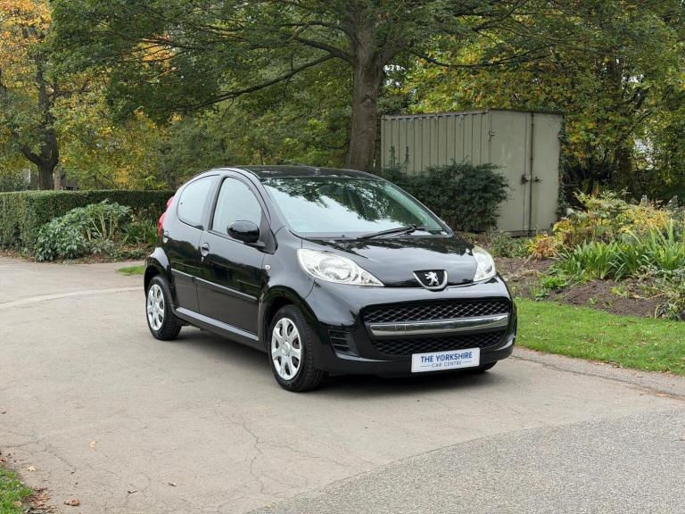 PEUGEOT 107 1.0 12V Urban Euro 5 5dr 2010