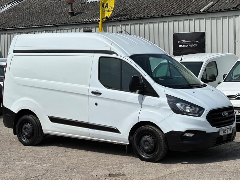 2019 Ford Transit Custom 2.0 300 EcoBlue L1 H2 Euro 6 5dr PANEL VAN Diesel Manual