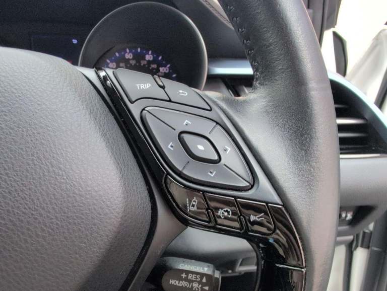 2020 Toyota C-HR 1.8 VVT-h Design SUV 5dr Petrol Hybrid CVT Euro 6 (s/s) (122 ps) - SAT NAV, HATC...