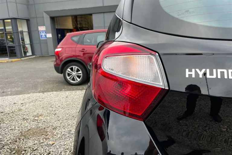 2025 Hyundai i10 1.2 Advance Hatchback 5dr Petrol Auto Euro 6 (s/s) (79 ps) Hatchback Petrol Auto...