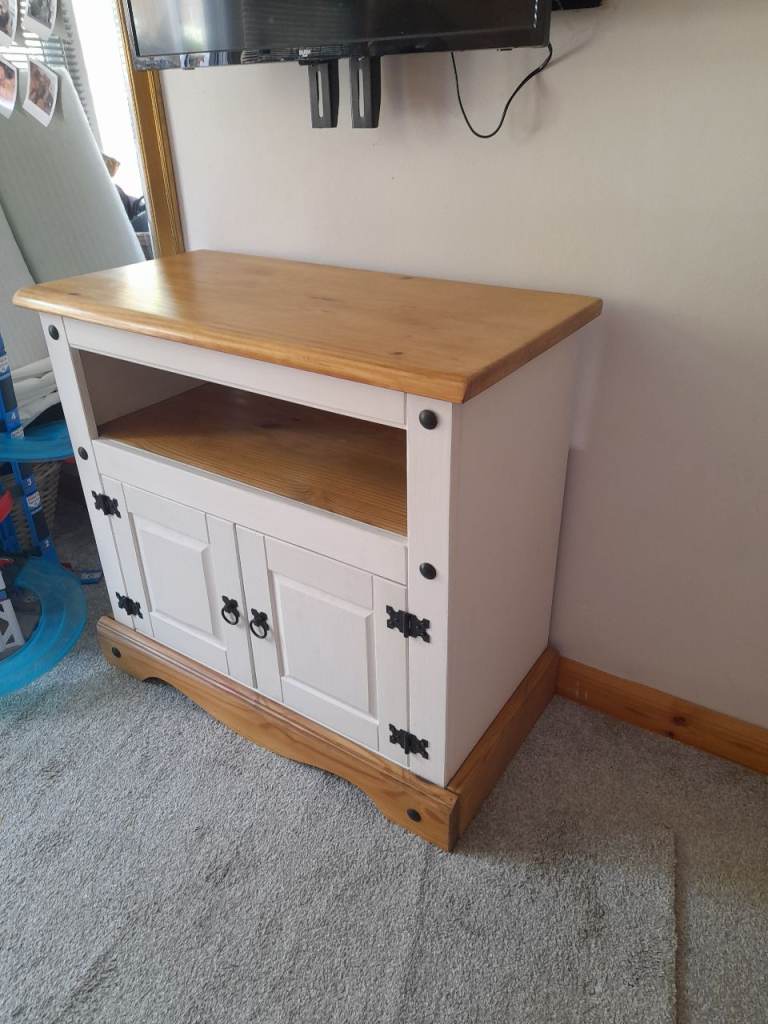 Solid Wood TV Unit – Cream & Pine Top, Good Condition