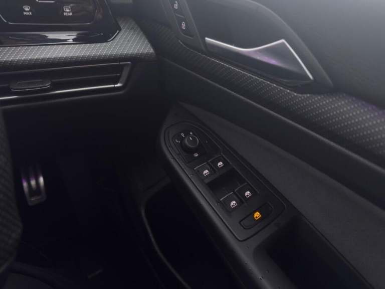 2022 Volkswagen Golf 1.5 TSI R-Line Hatchback 5dr Petrol Manual Euro 6 (s/s) (150 ps) HATCHBACK P...