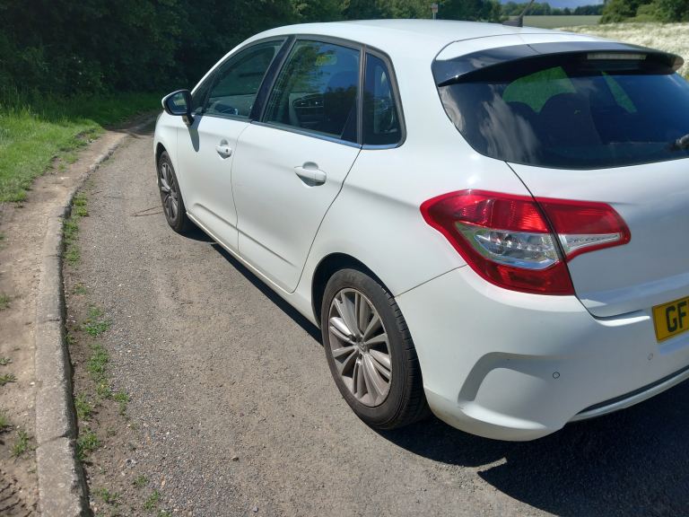 Citroen, C4, Hatchback, 2013, Manual, 1560 (cc), 5 doors