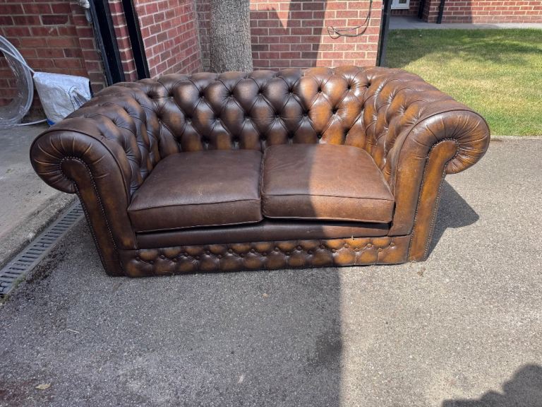 Thomas Lloyd Brown Leather 2-Seater Chesterfield Sofa