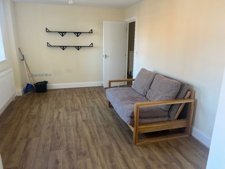 Futon Company Solid Oak Sofa Bed (Cuba) – £450