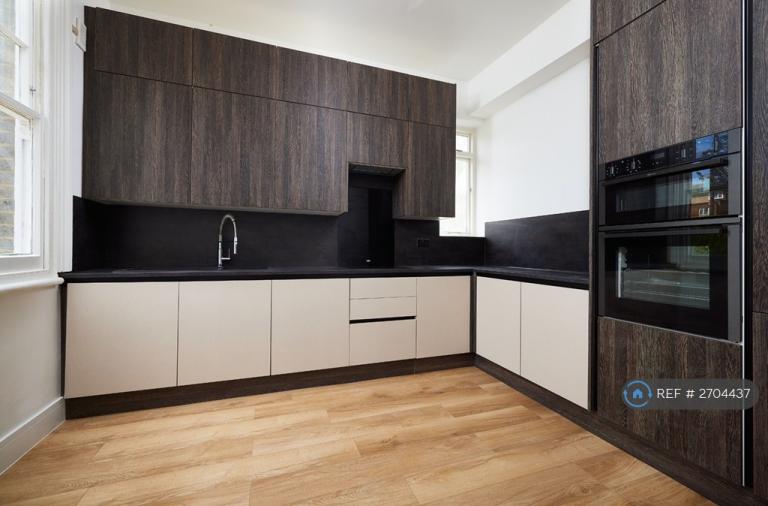 4 bedroom house in Lanercost Road, London, SW2 (4 bed) (#2704437)