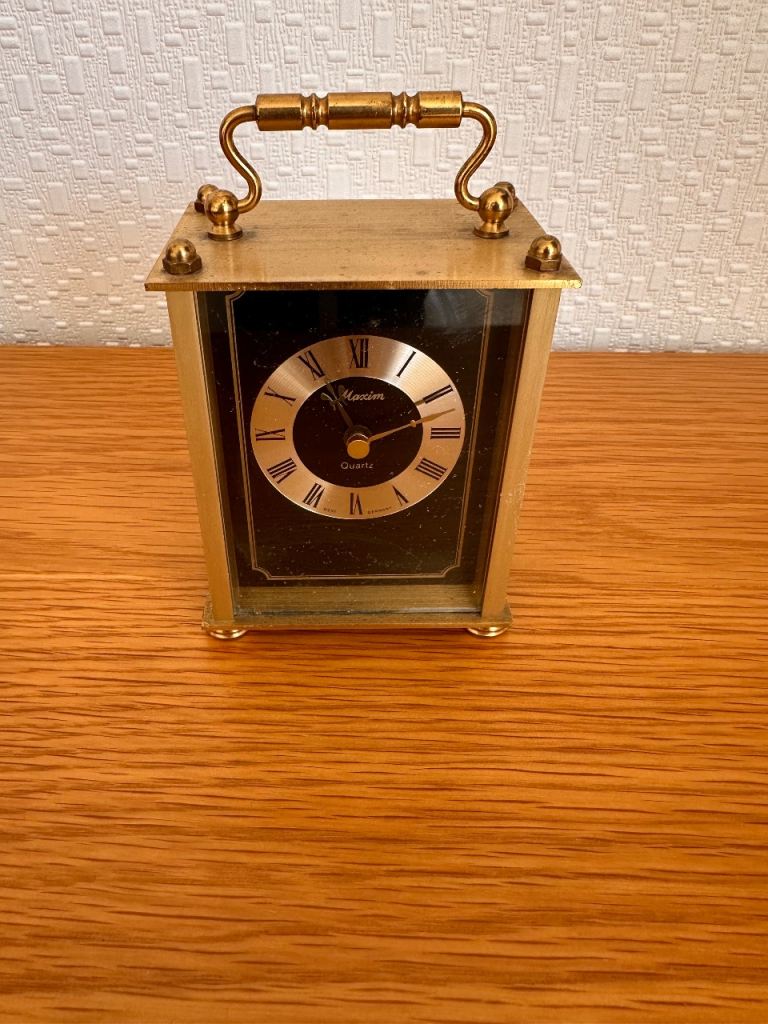 Carriage clock