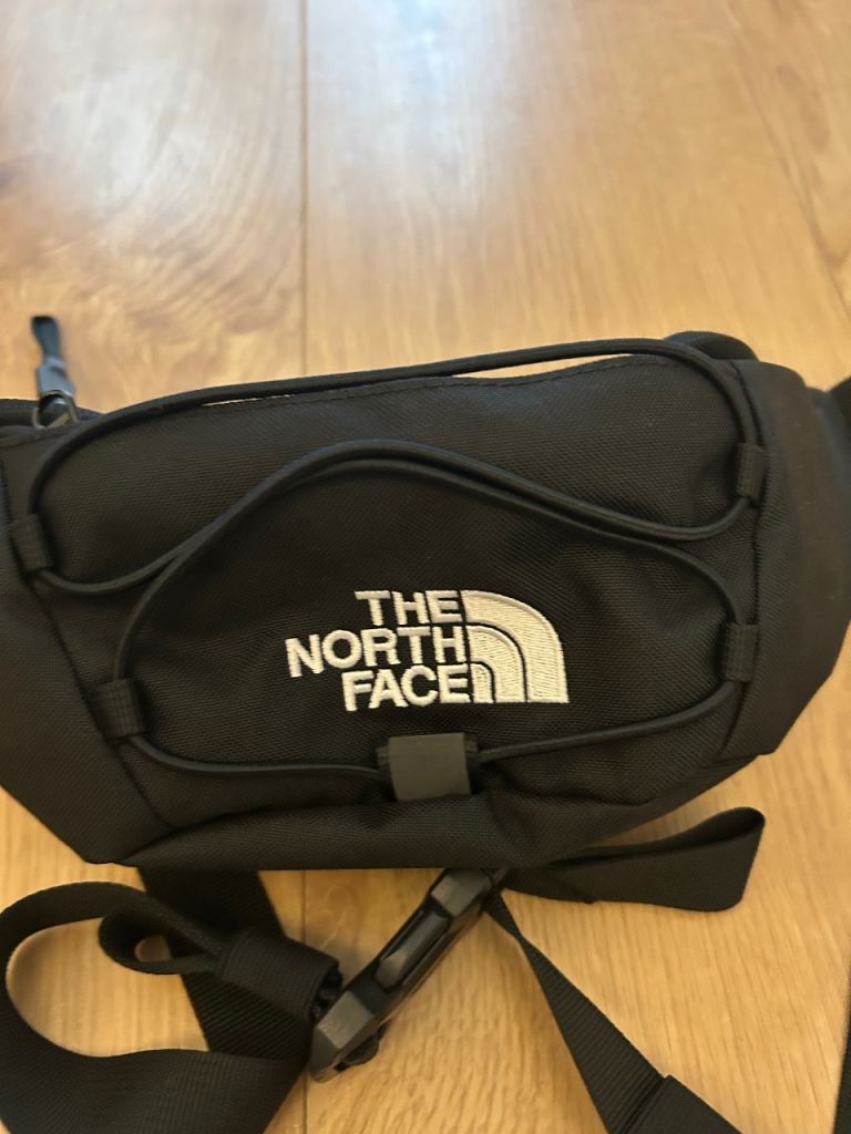 The North Face Black Bum Bag – As Good As New