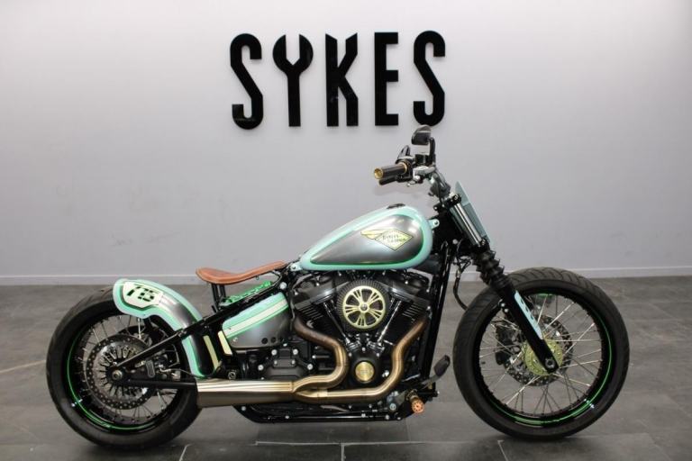 2018 Custom Harley-Davidson FXBB Softail Street Bob by Speed & Custom 