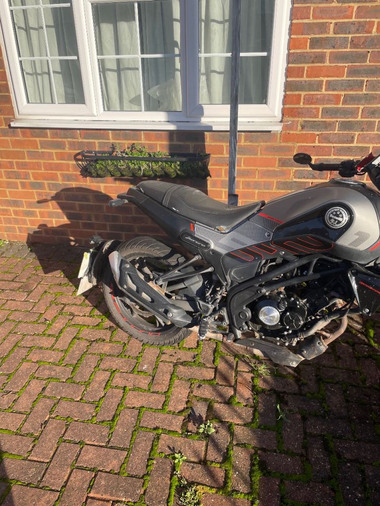 Benelli leoncino 125