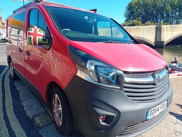 VAUXHALL VIVARO 6 SEATER BI TURBO