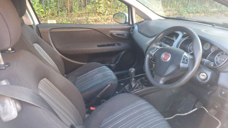 FIAT GRAND  PUNTO 1.2 EVO  61 REG £995 LIKE CORSA CLIO FIESTA 
