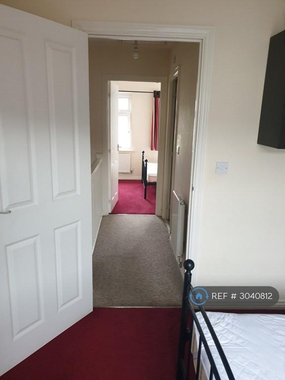 2 bedroom house in Rodney Road, Newport, NP19 (2 bed) (#3040812)