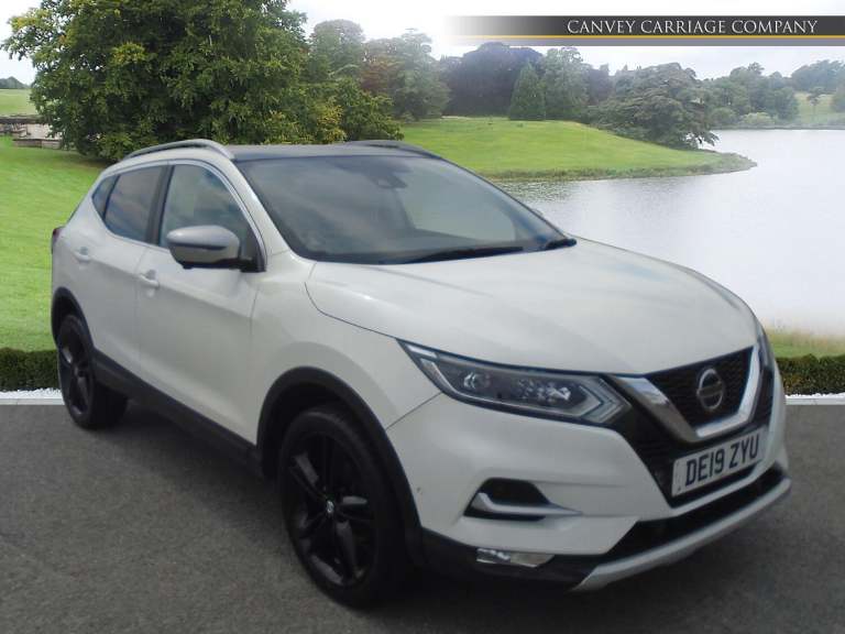 Nissan Qashqai 1.3 DIG-T N-Motion Euro 6 (s/s) 5dr Petrol Manual