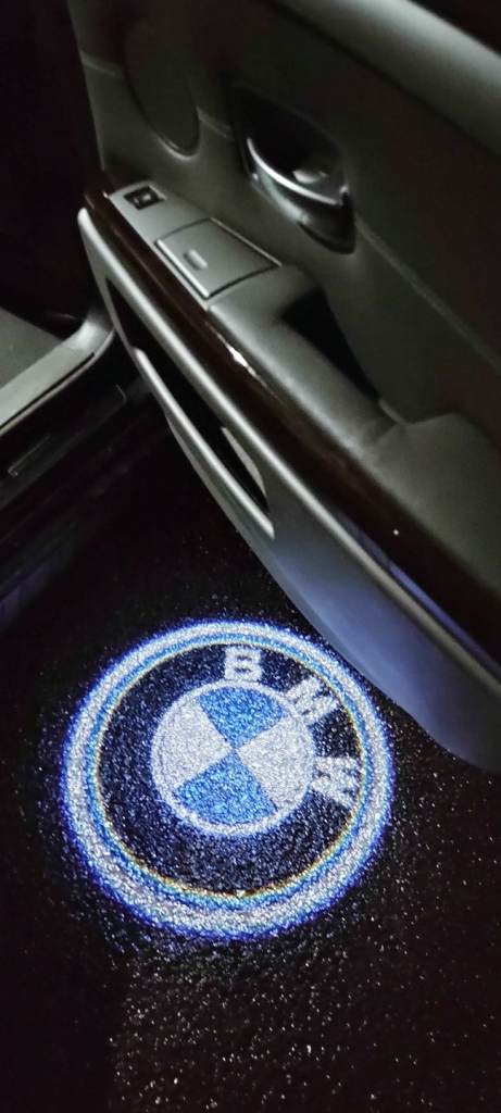 BMW 730i SE auto blue VGC