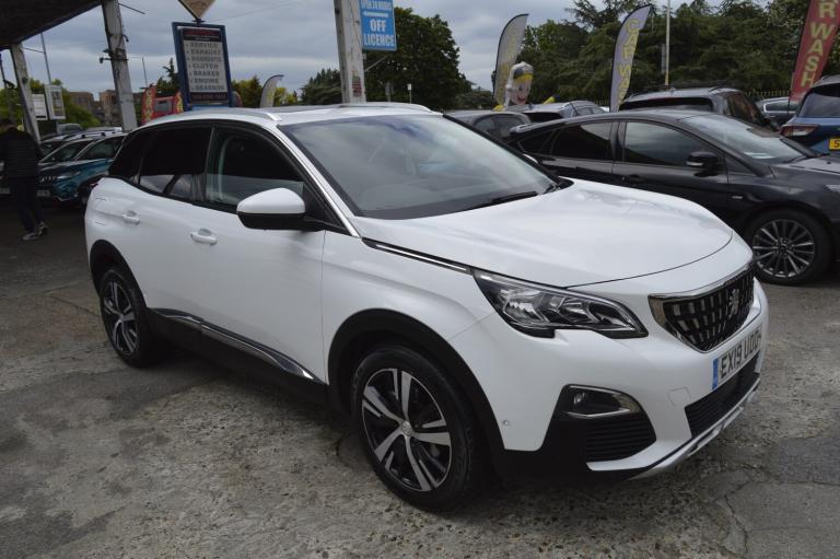 2019 Peugeot 3008 1.2 PureTech Allure 5dr EAT8 AUTO PETROL SAT NAV ONE OWNER SUNROOF HATCHBACK Pe...
