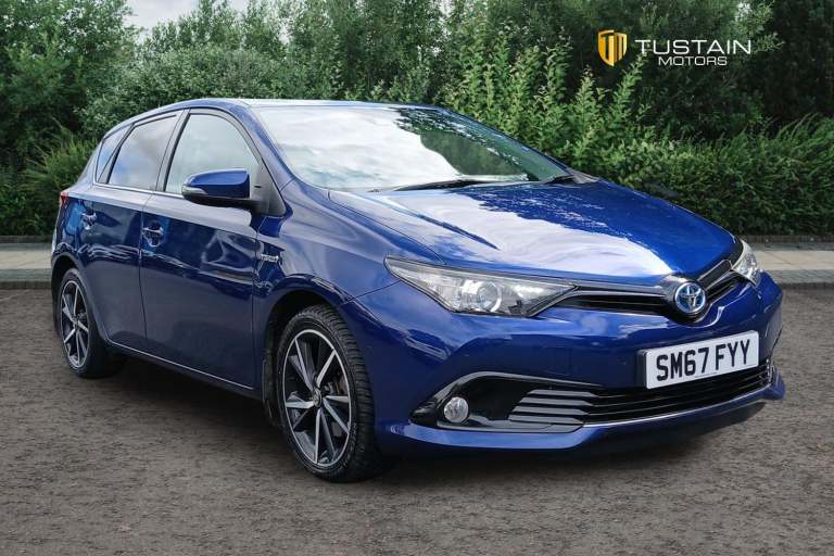Toyota Auris 1.8 Vvt H Design Hatchback 5dr Petrol Hybrid CVT Euro 6 s/s 136 Ps