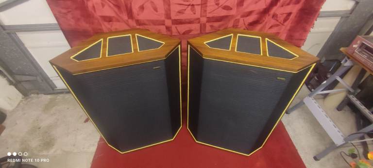 Wharfedale Airdale speakers 