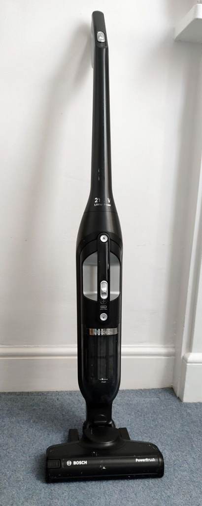 Bosch cordless vacuum cleaner - working, low battery.