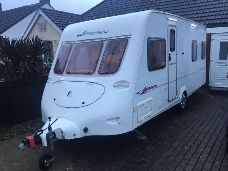 FLEETWOOD COLCHESTER 520/ES ,FIXED BED, MOTOR MOVER ,BRADCOT AWNING 
