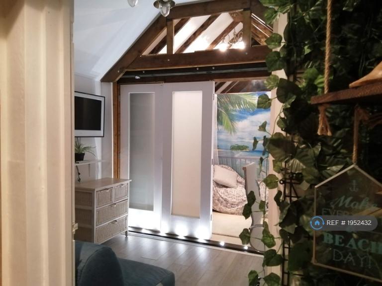 Studio flat in Coventry, Coventry, CV4 (#1952432)