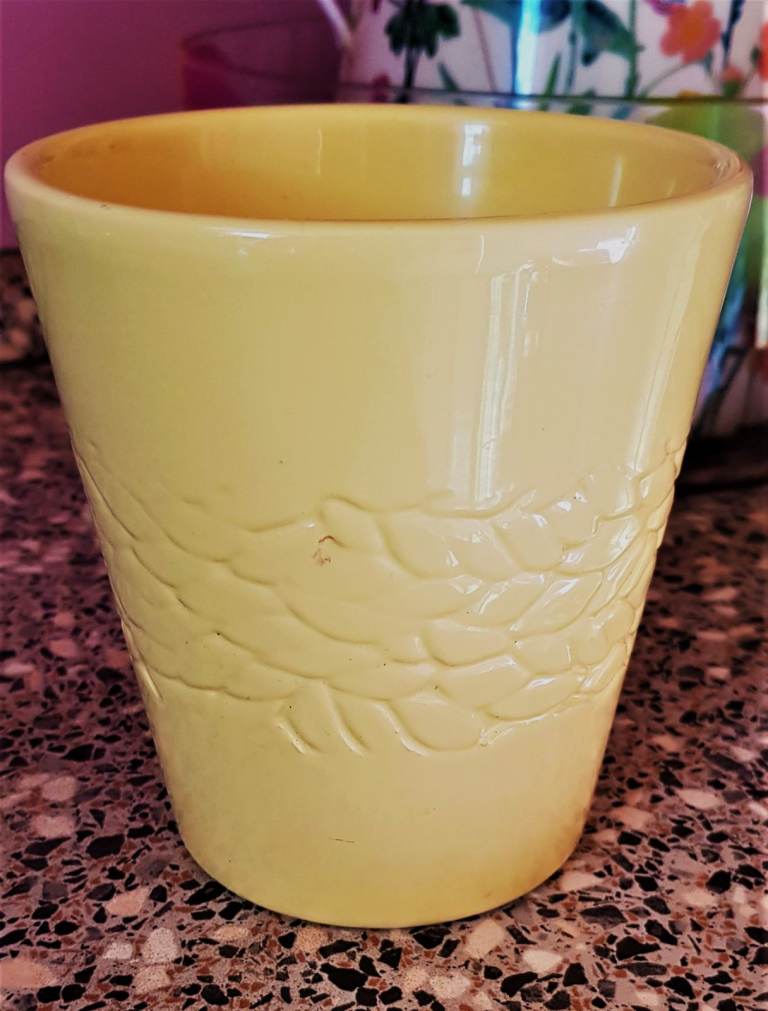 NEW : PRETTY  SMALL  PLANTER / PLANT POT, STORAGE JAR, VASE, BEAKER