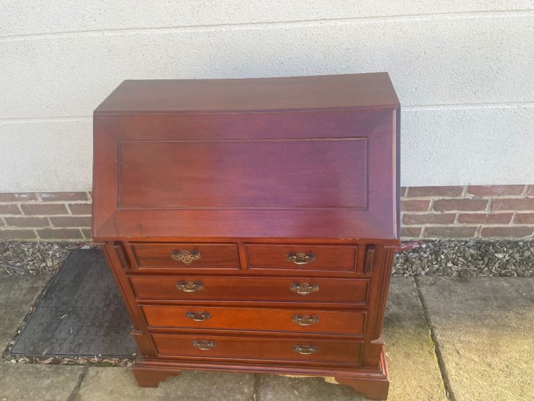 Solid Mahogany vintage Bureau