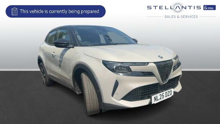 2025 Alfa Romeo Junior 1.2 Turbo Ibrida 5dr Auto HATCHBACK PETROL Automatic