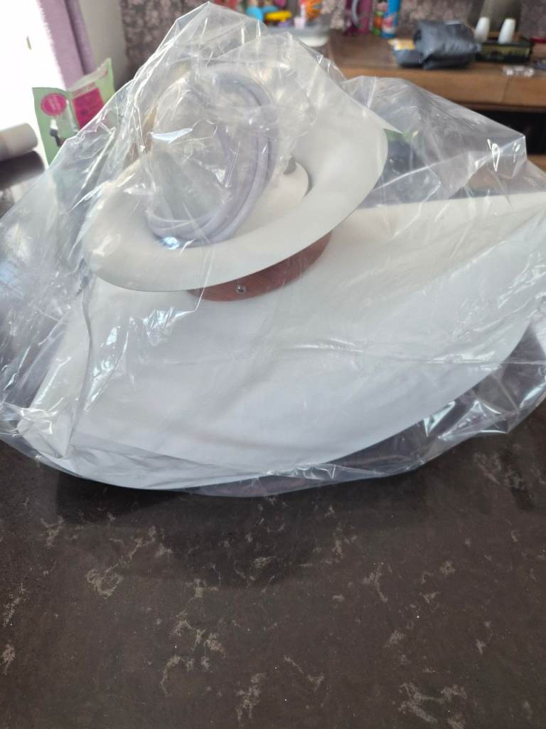 Brand New White Ceiling Pendant Light Fitting
