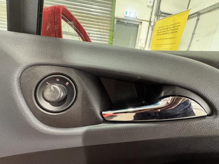 VAUXHALL MERIVA 1.4 i Tech Line 2014