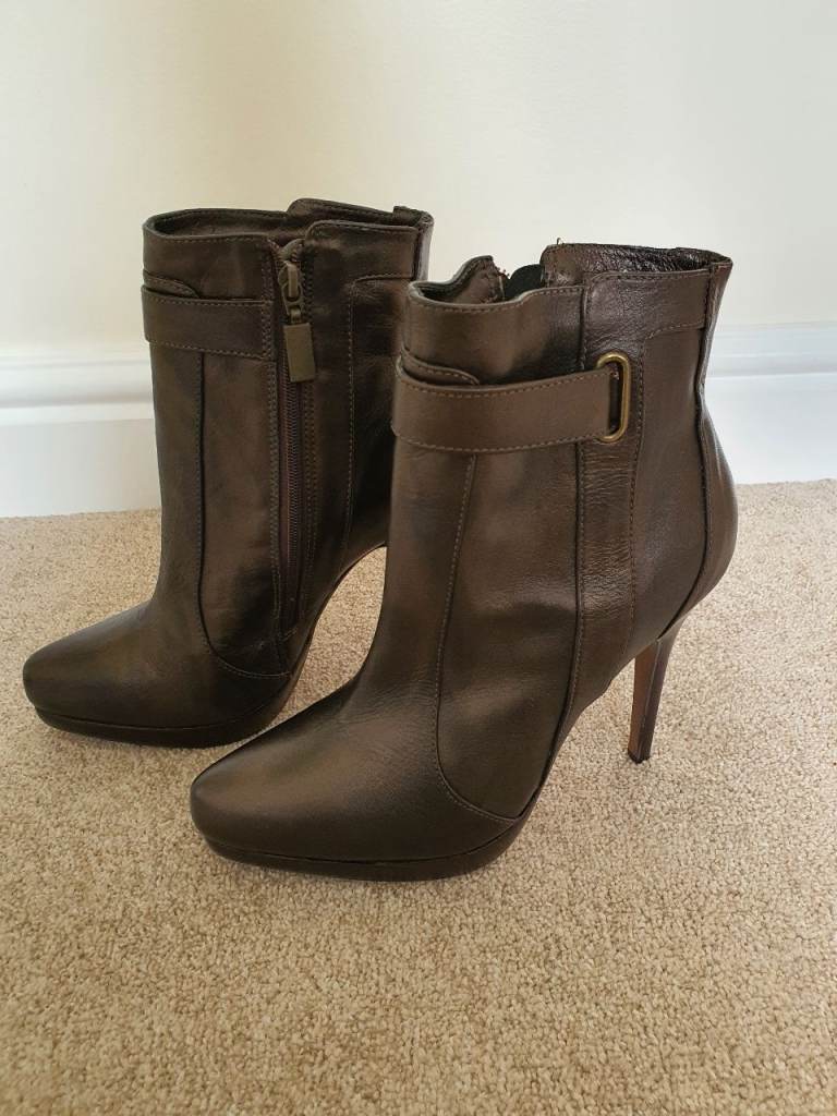 Moda in Pelle Bronze Stiletto Ankle Boots Size 4
