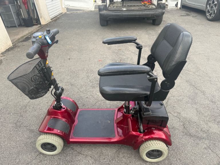 Rascal Eco 4 Folding Mobility Scooter Very Good Fully Working Condition