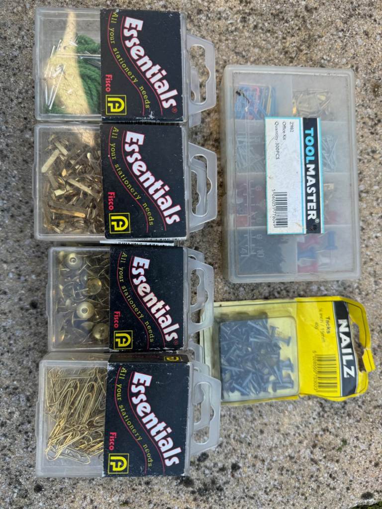 Mixed Stationery Push Pins Paper Clips Bull Dog Clips Home Office